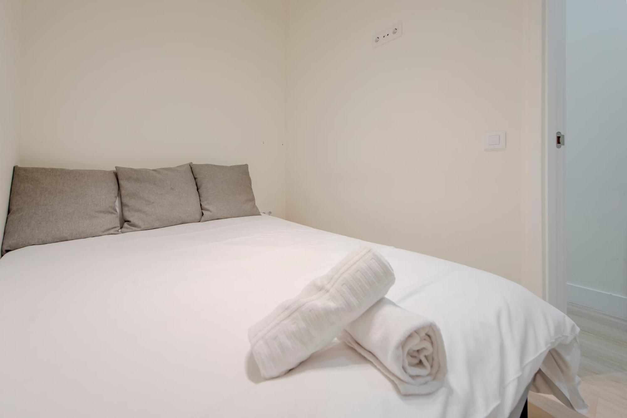 Nuevo Apt Para 7 Pax En Malasana - Gran Via E1 Apartman Madrid Kültér fotó