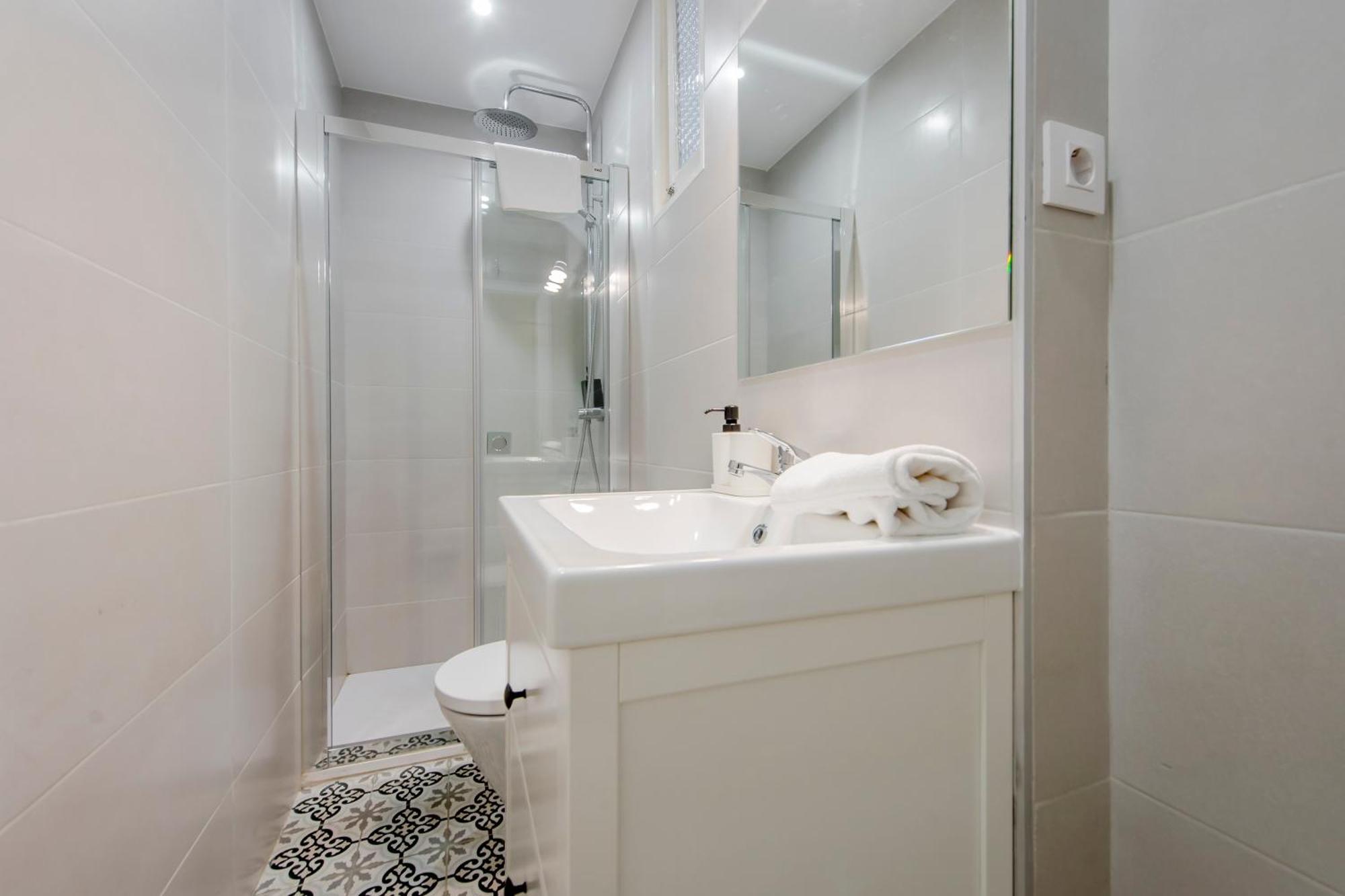Nuevo Apt Para 7 Pax En Malasana - Gran Via E1 Apartman Madrid Kültér fotó